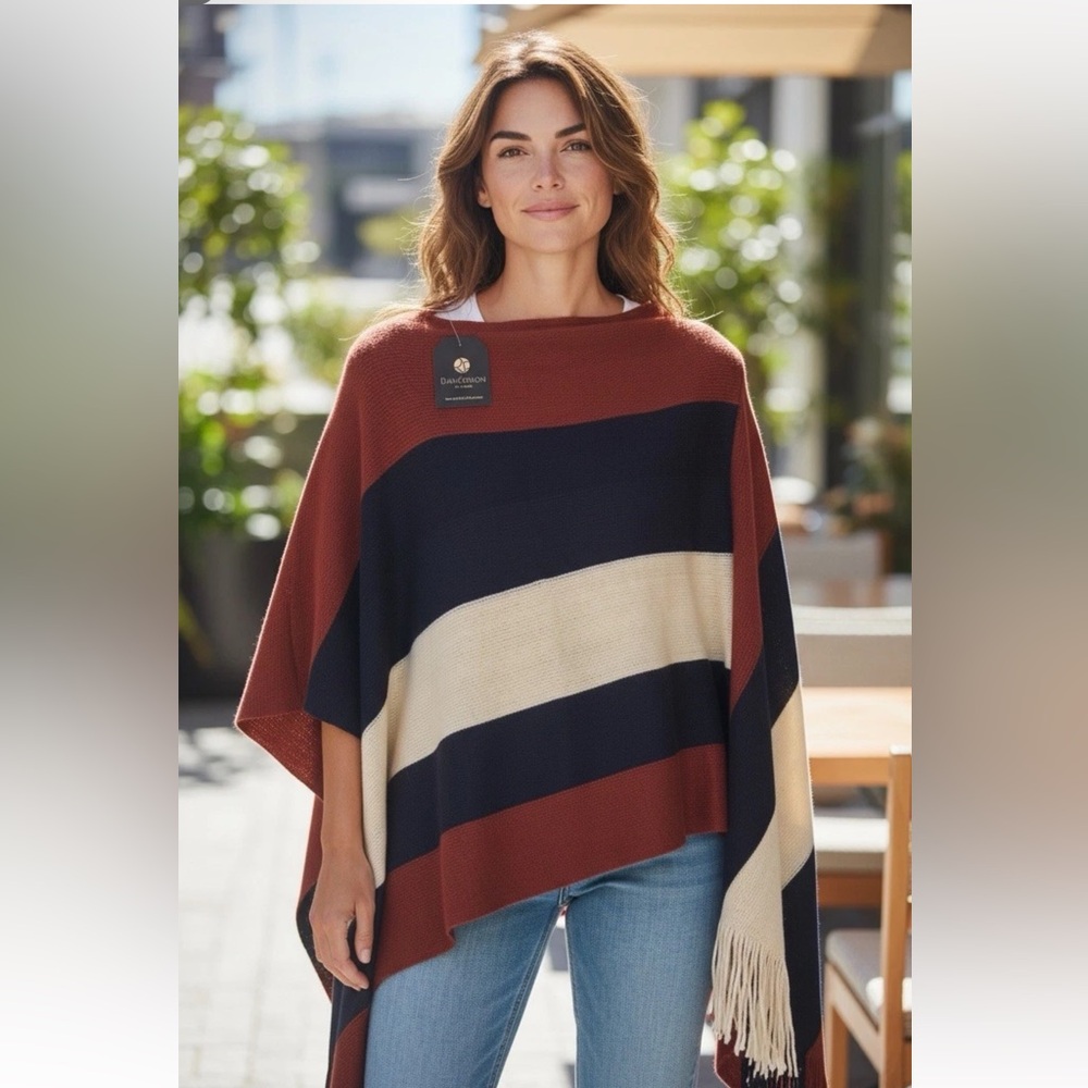 RIAH FASHION LOS ANGELES MULTICOLOR 1 SIZE FITS ALL PONCHO SHAWL CAPE NEW TAGS